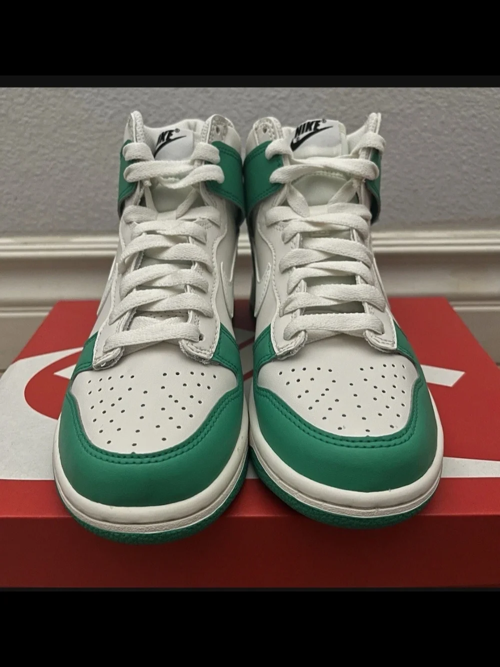 Nike Kids High-Top Sneakers - White & Green